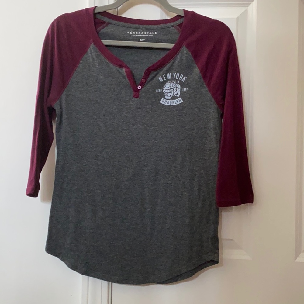 Gray and maroon Aeropostale long sleeve size small